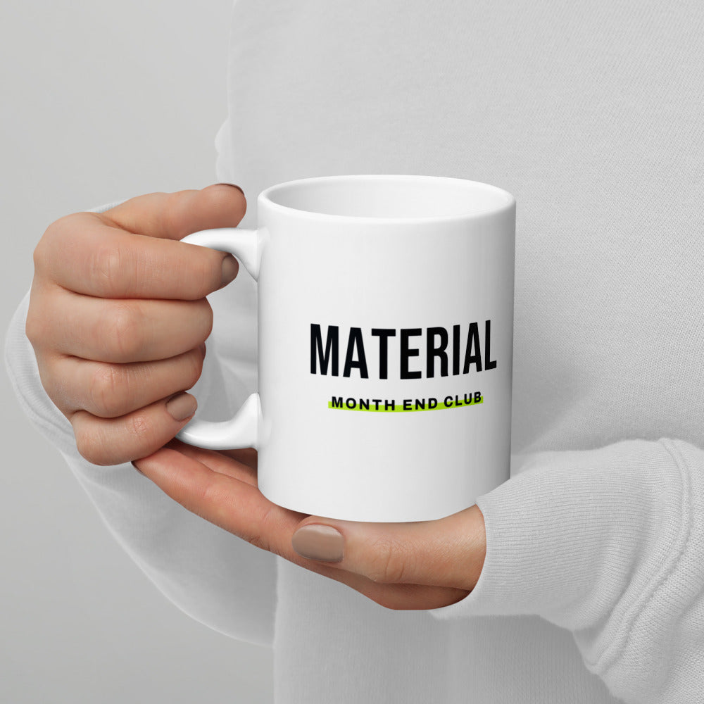 Material Mug – in hand